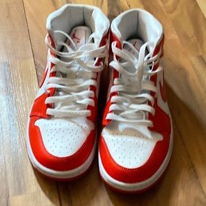 No creases like new no box